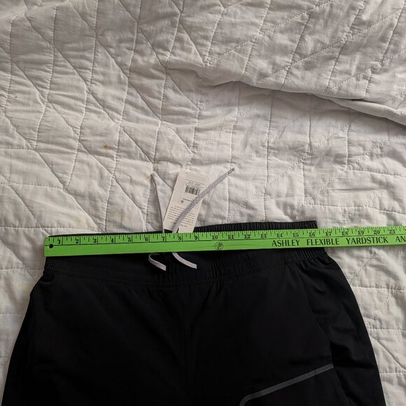 Women Stio Fernos Insulated Knicker Large 3/4 Pants Shorts Black NWT - Picture 4 of 6